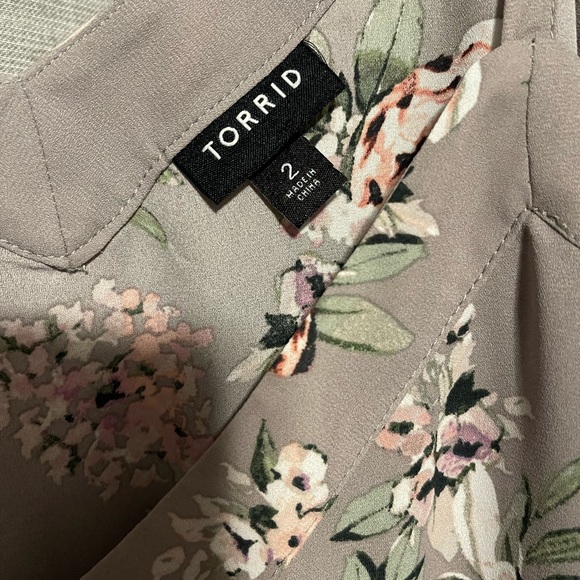 New Torrid tank size 2x - Picture 2 of 3